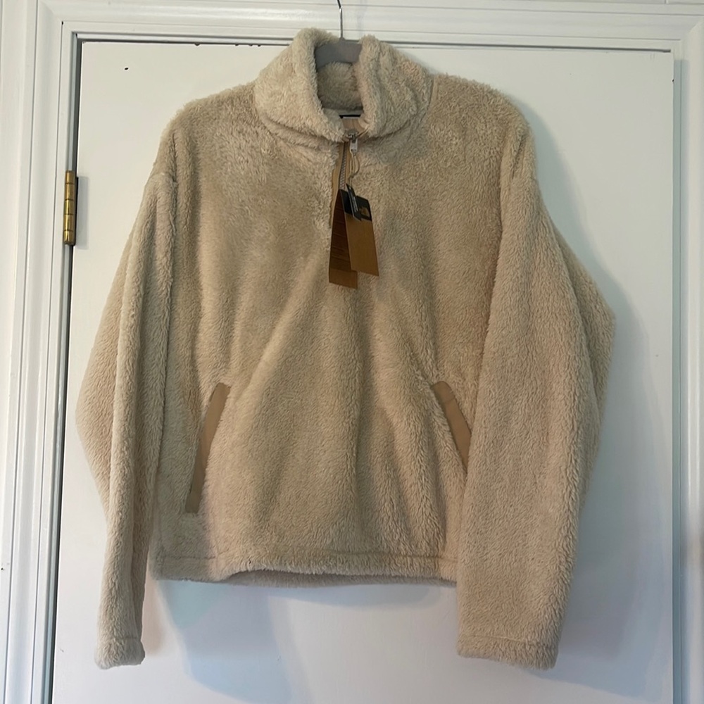 Sherpa North Face Pullover